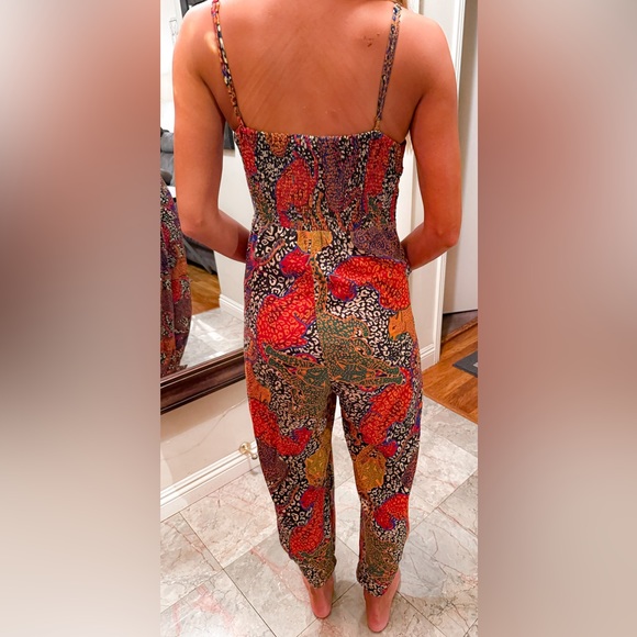 Linen blend jumpsuit. Adjustable straps. tags attached. Vintage. stretchy top. - Picture 4 of 6